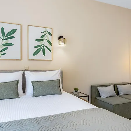 Aristo By Estia Apartman